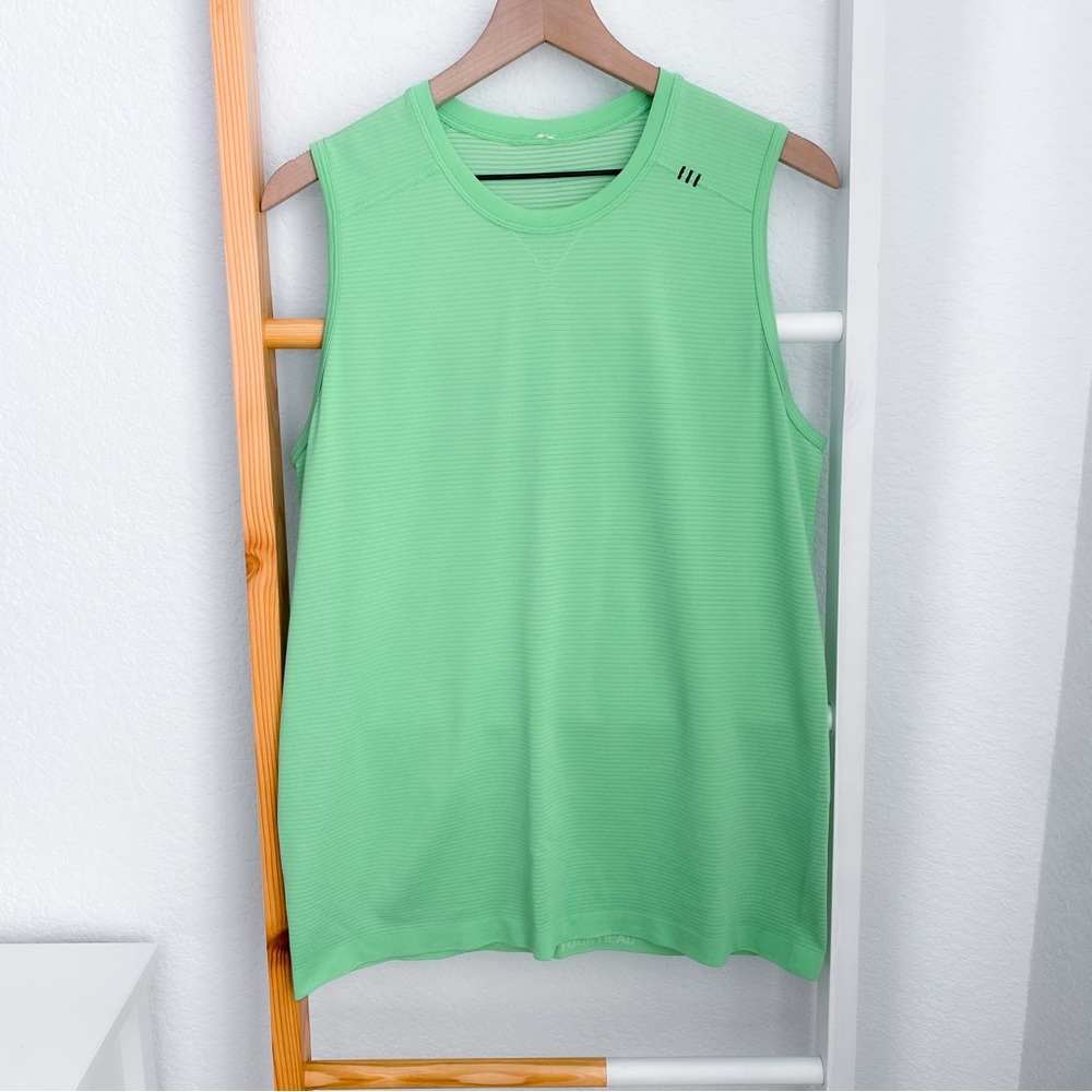 lululemon athletica Men's Sleeveless Tank Top - Light Green